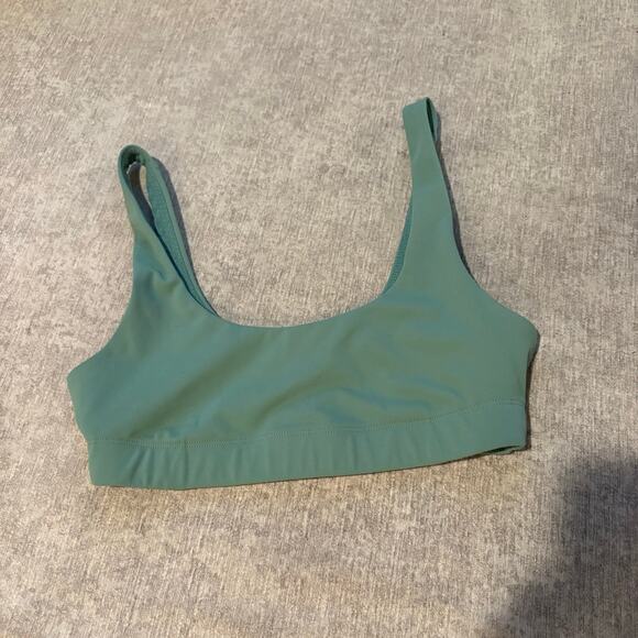 Vuori Daily Sports Bra - Picture 2 of 3